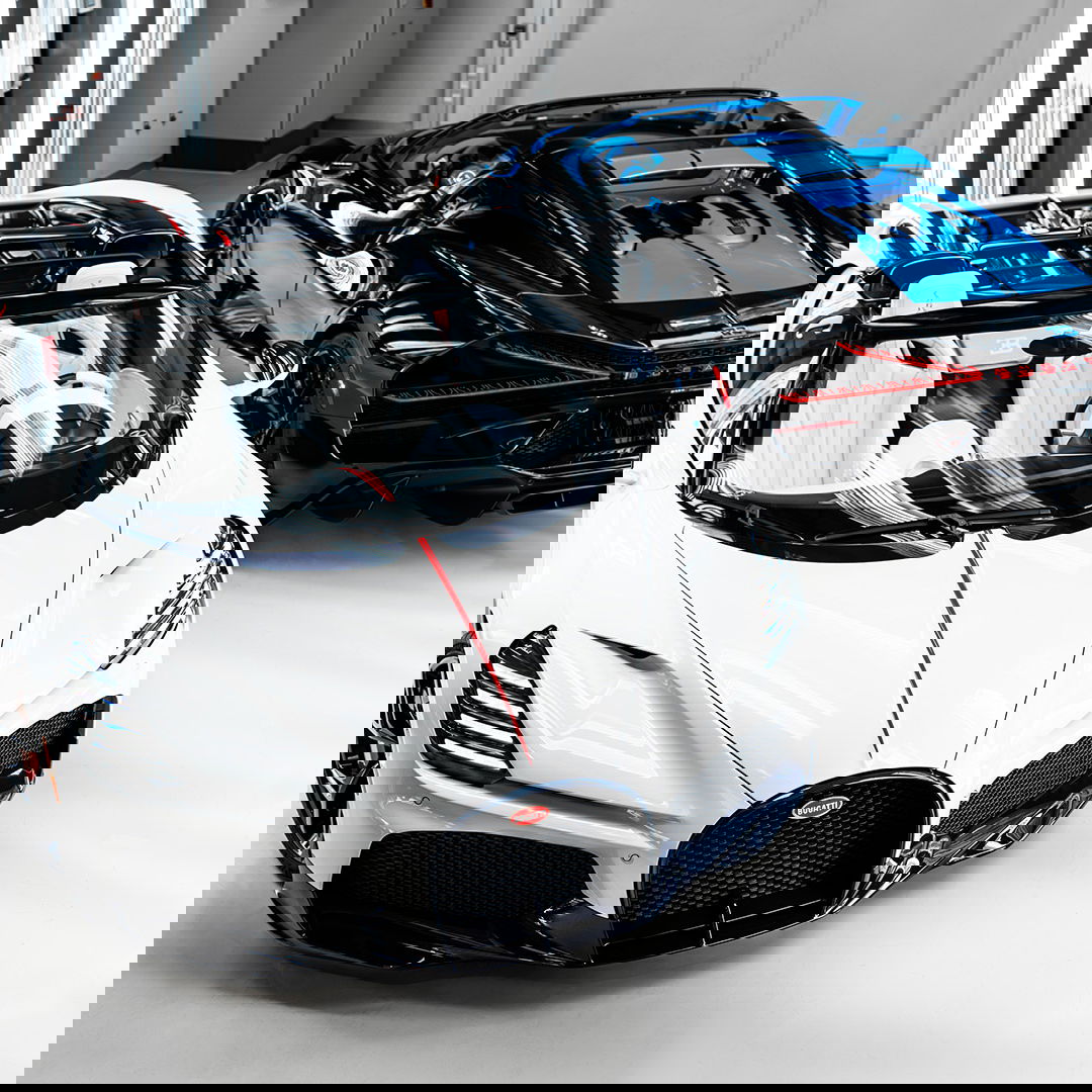 Bugatti Mistral, pair